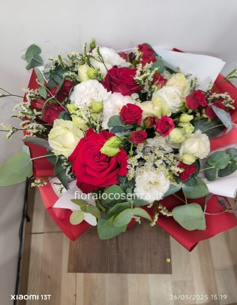 Buoquet bianco/rosso