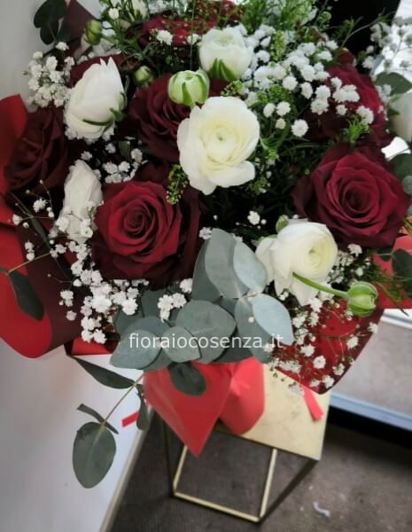 Mazzo di rose rosse