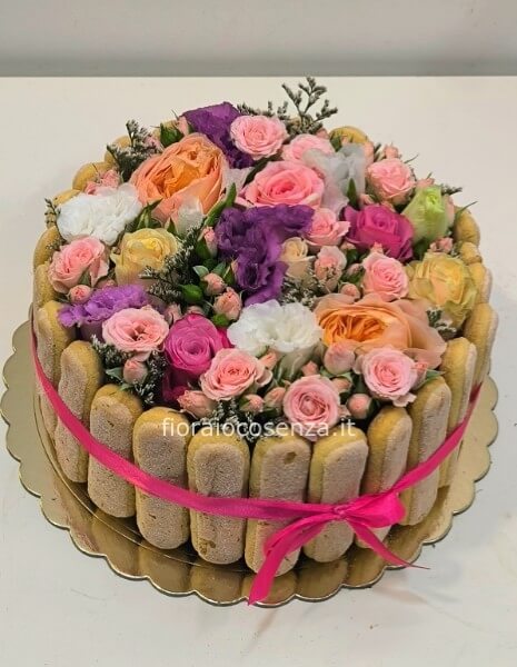 Torta decorativa floreale